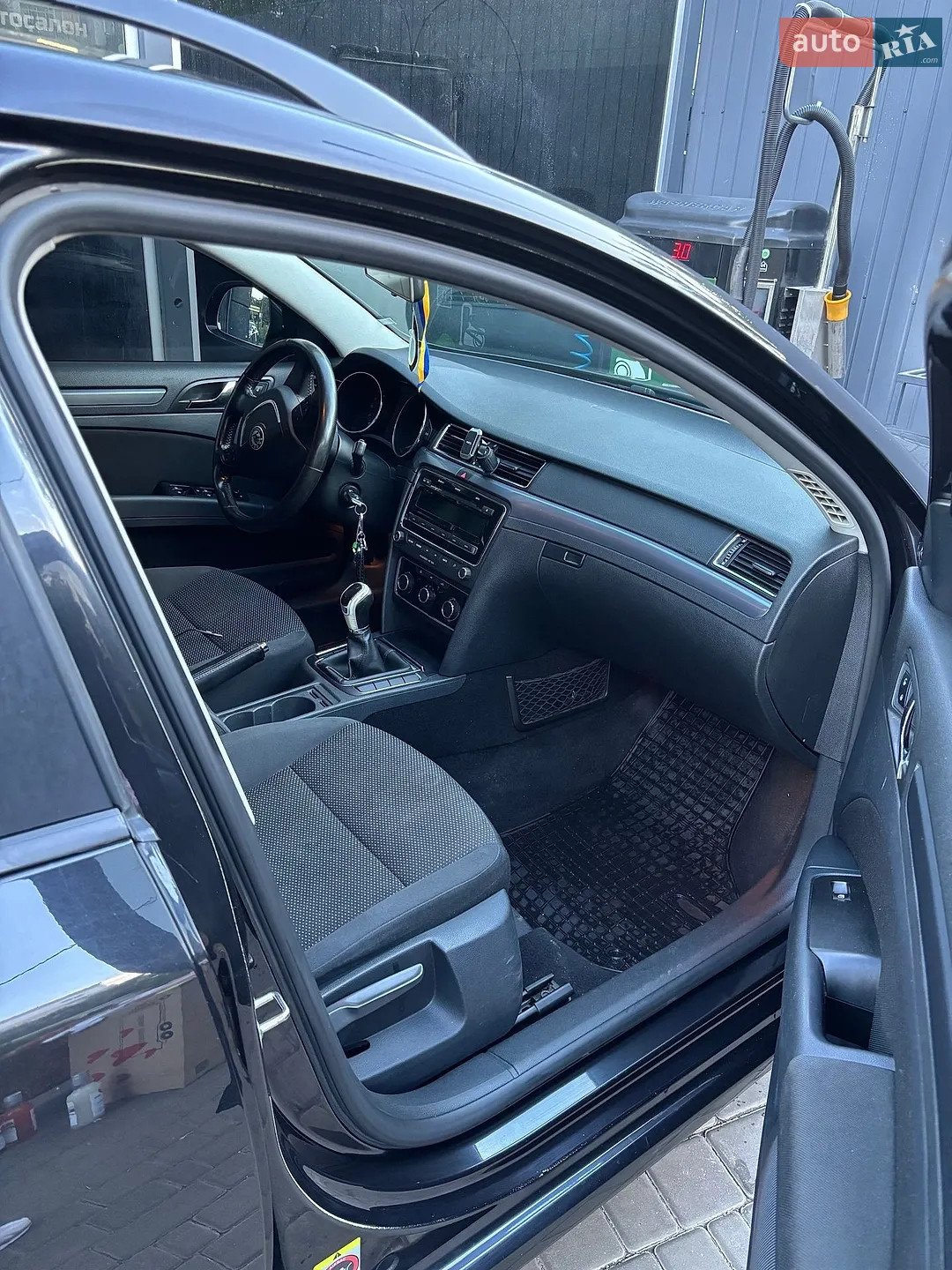 2012 Skoda Superb - мініатюра 2