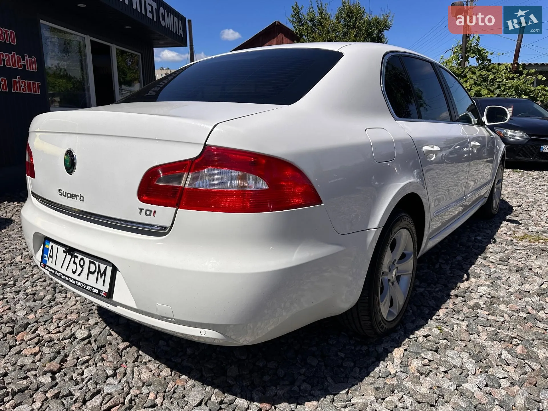 2011 Skoda Superb - мініатюра 16