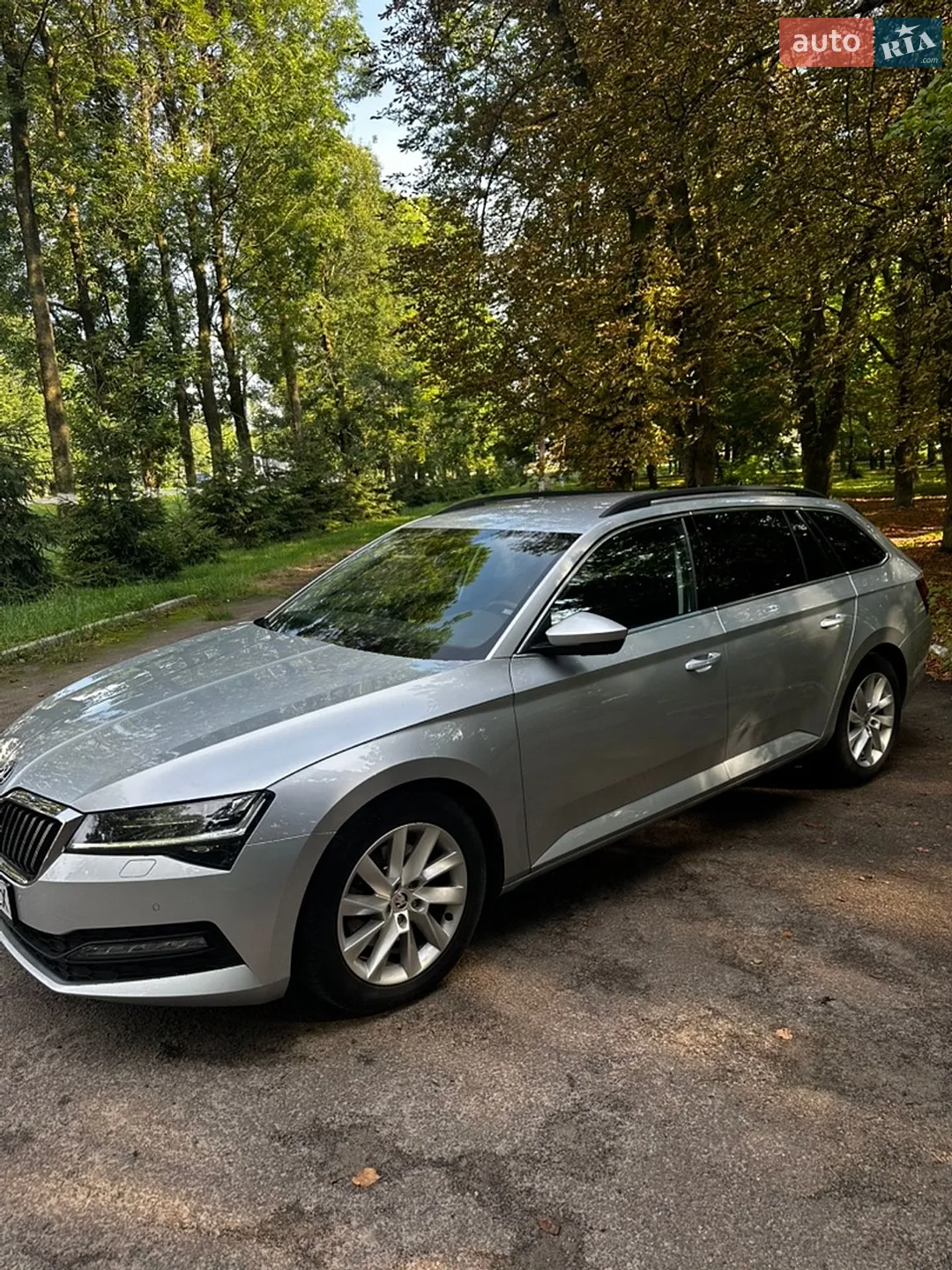 2019 Skoda Superb - мініатюра 3