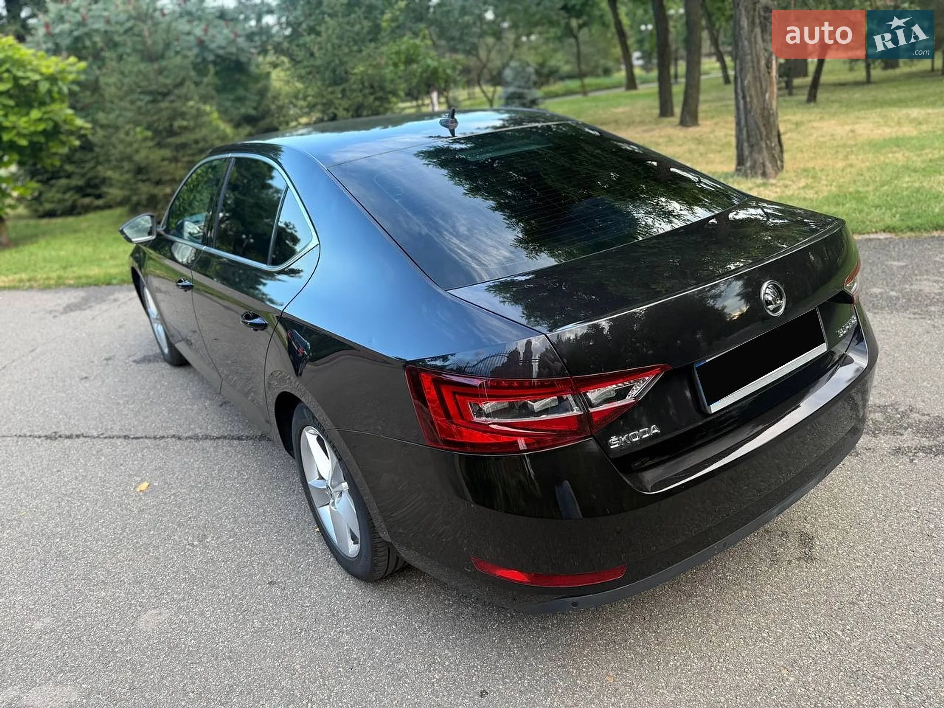 2018 Volkswagen Touareg - мініатюра 11