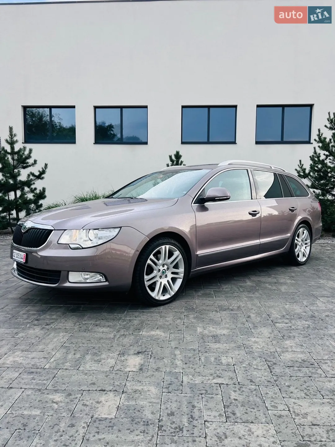 2011 Skoda Superb - мініатюра 11