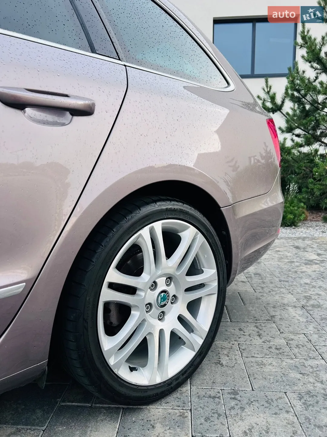 2011 Skoda Superb - мініатюра 64