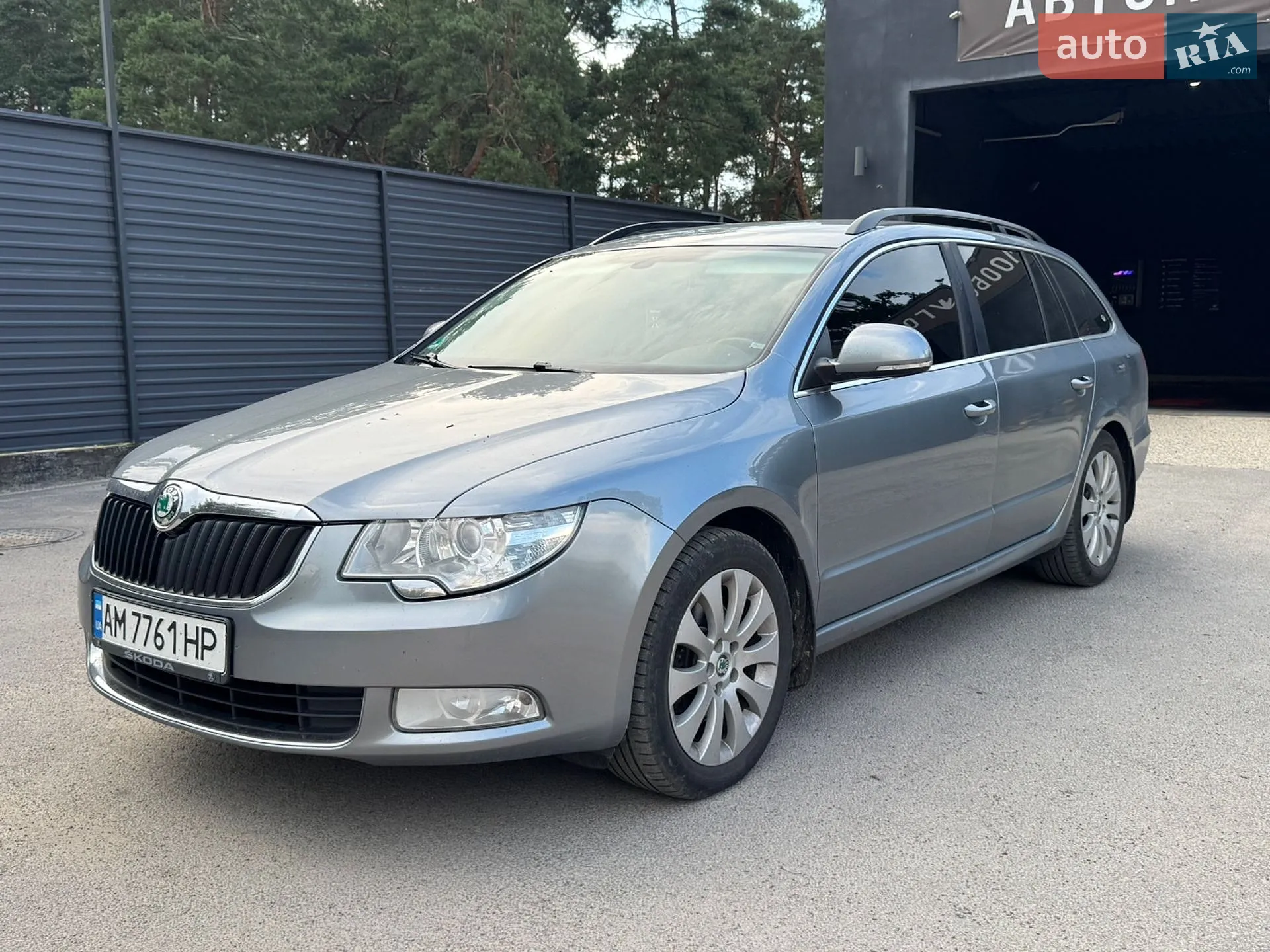 2011 Skoda Superb - фото 1