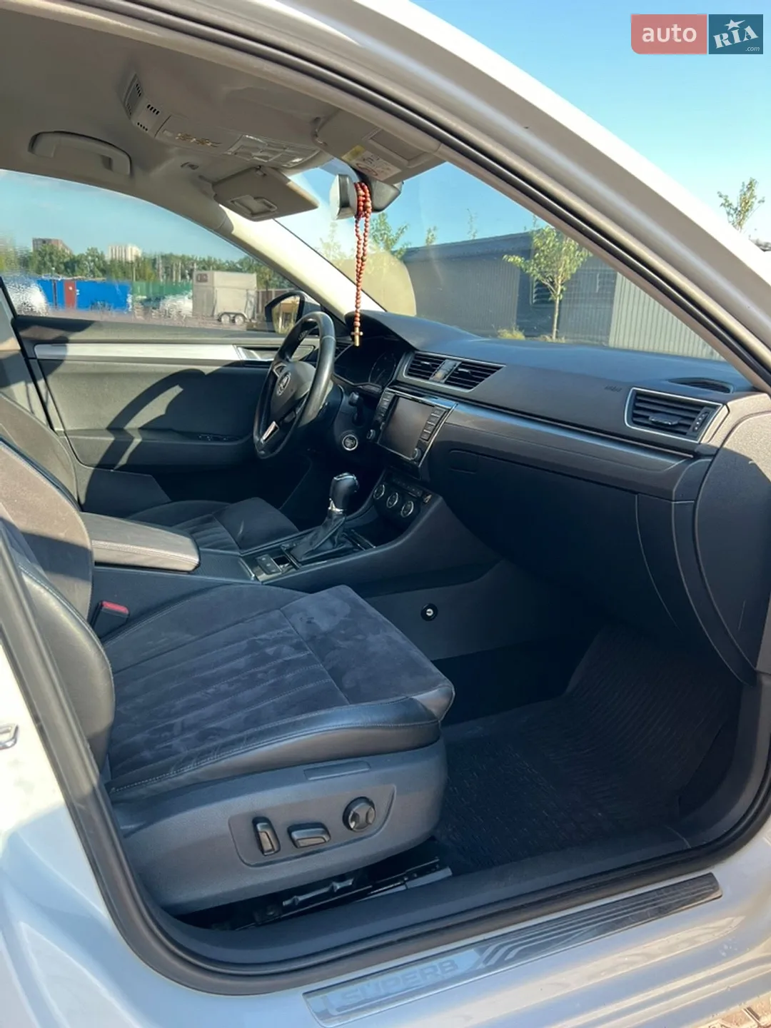 2016 Skoda Superb - мініатюра 9