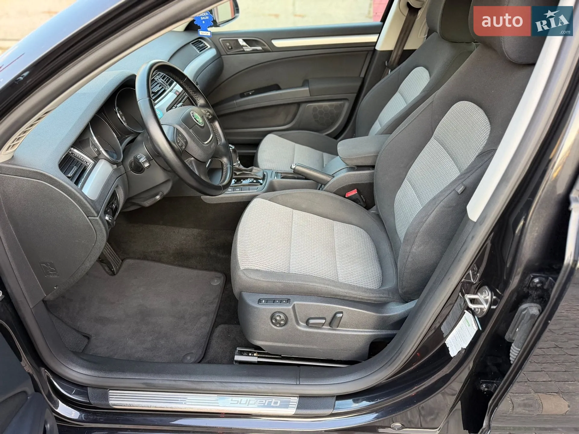 2013 Skoda Superb - мініатюра 26