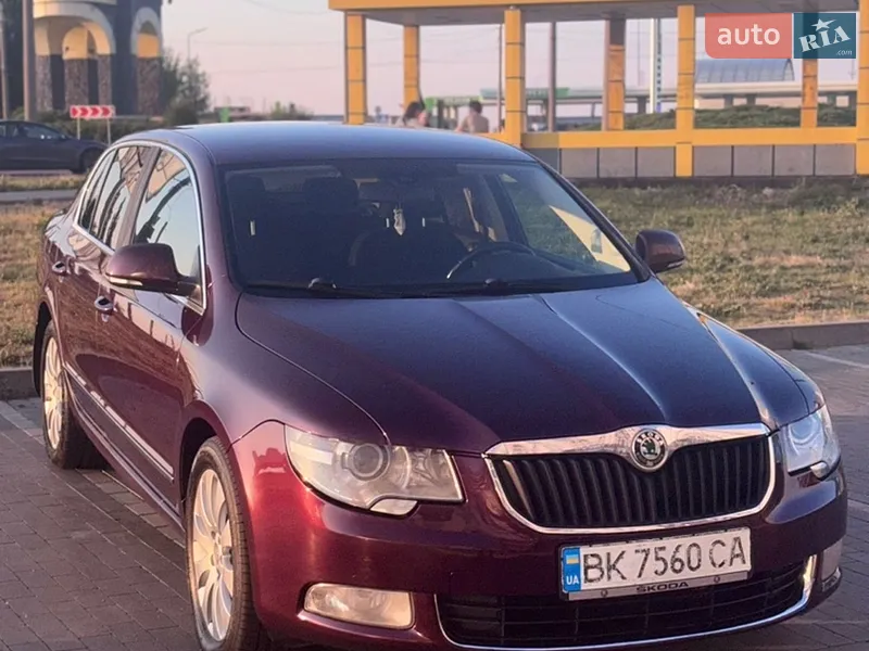 Skoda Superb 2011