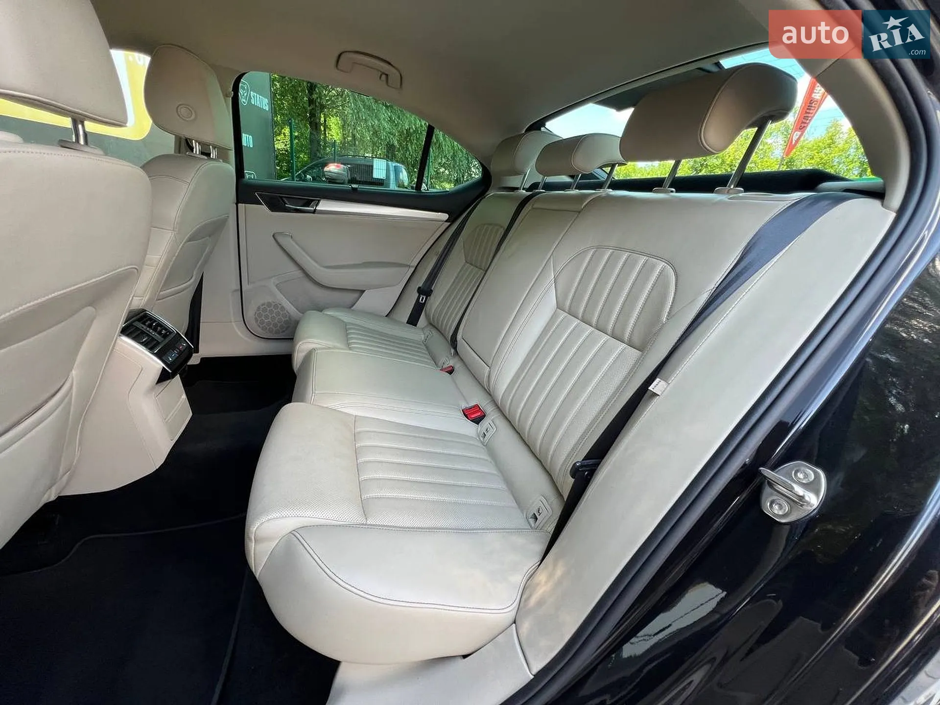 2019 Skoda Superb - мініатюра 38