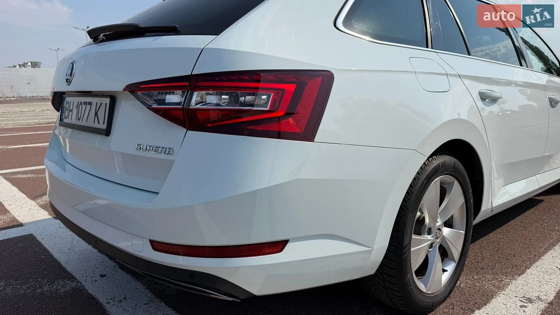 2016 Skoda Superb - мініатюра 10
