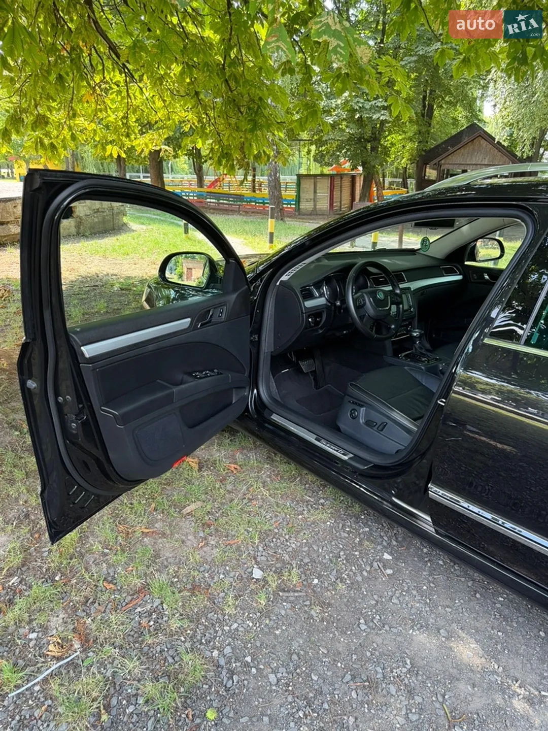 2011 Skoda Superb - мініатюра 80