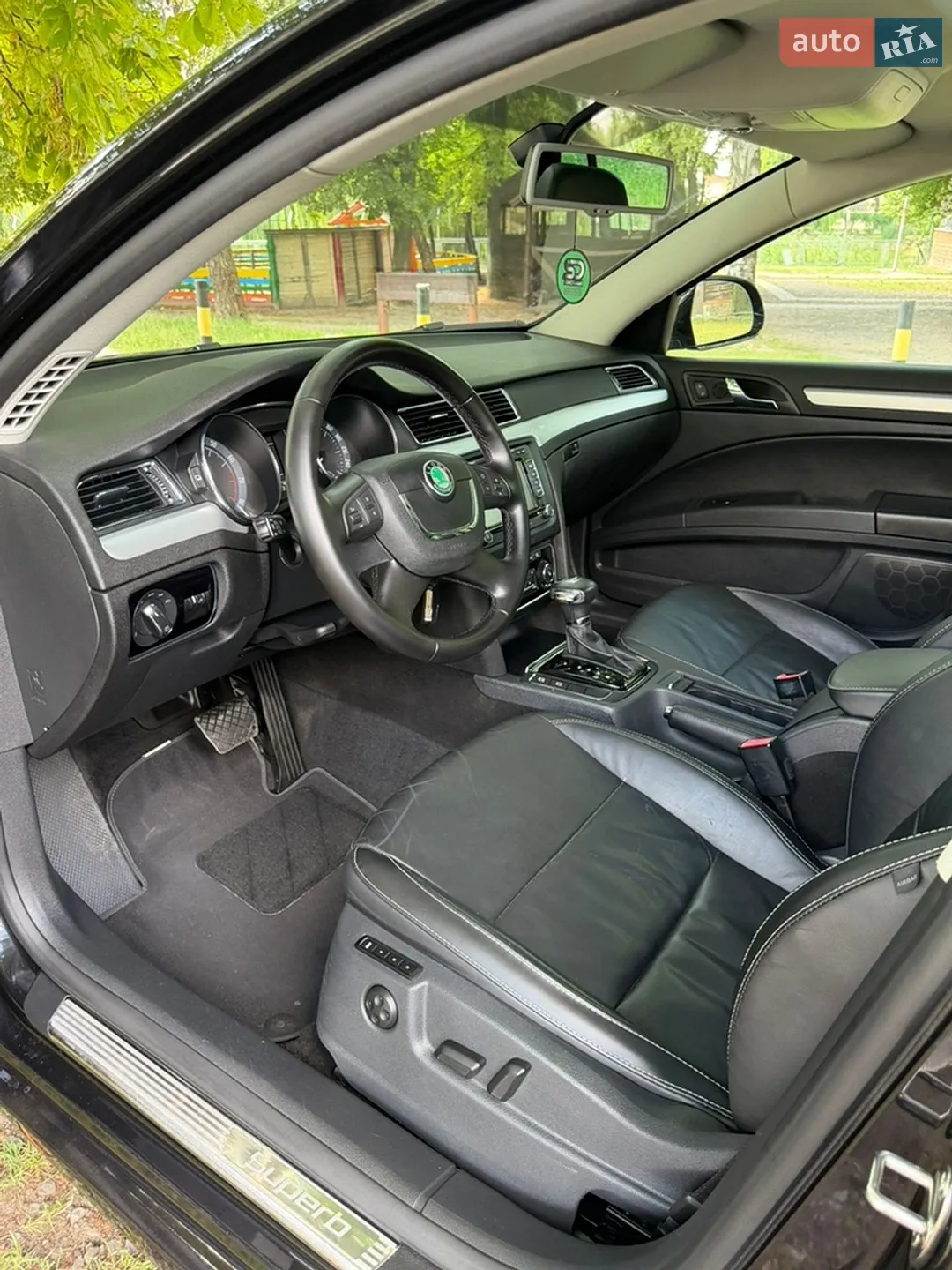 2011 Skoda Superb - мініатюра 89