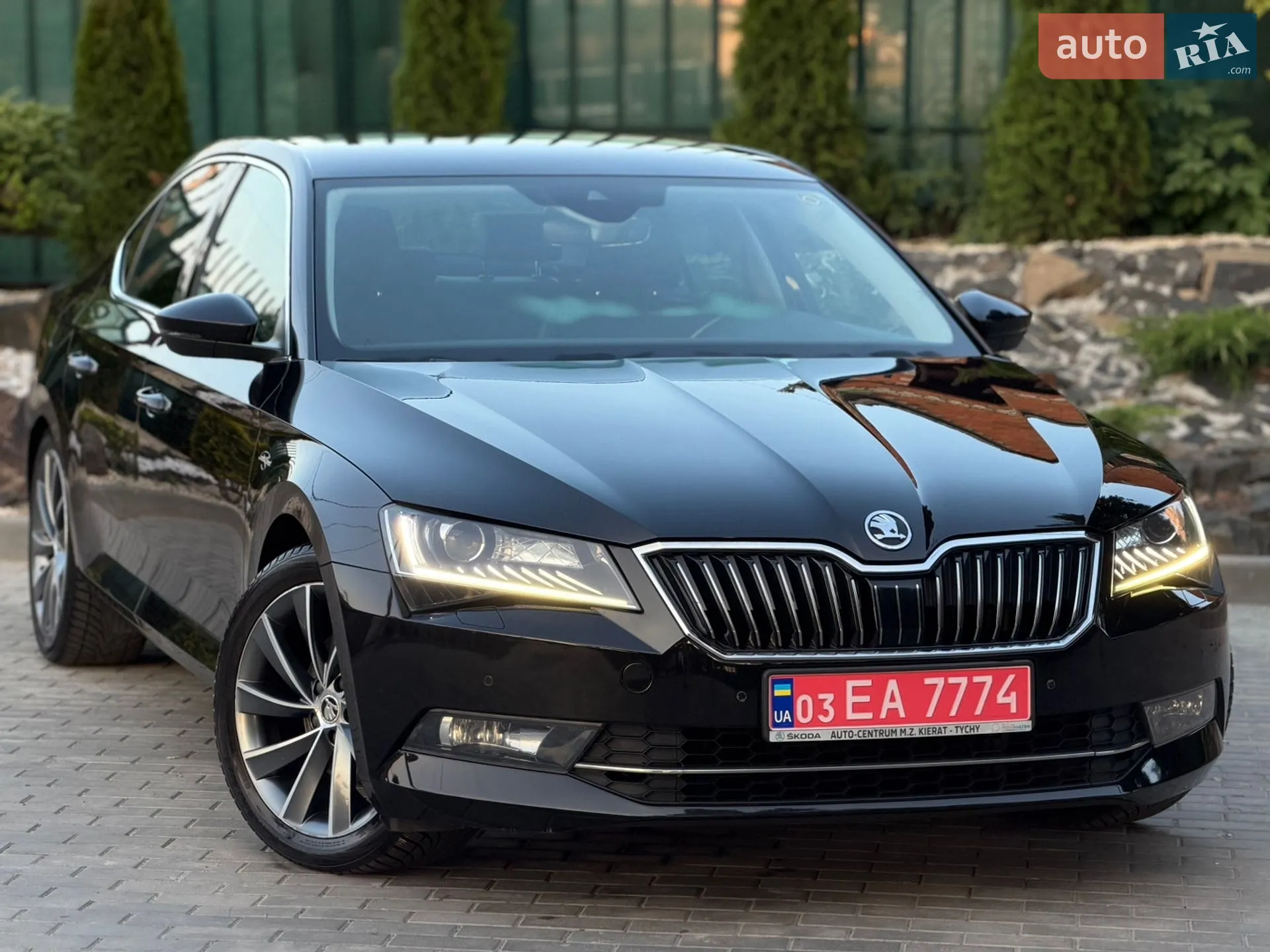 2017 Skoda Superb - мініатюра 17