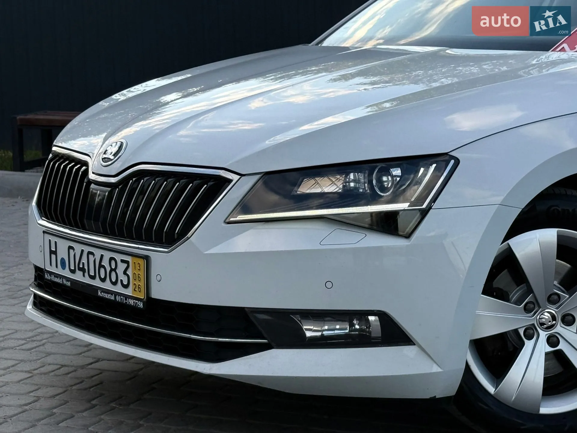 2017 Skoda Superb - мініатюра 13