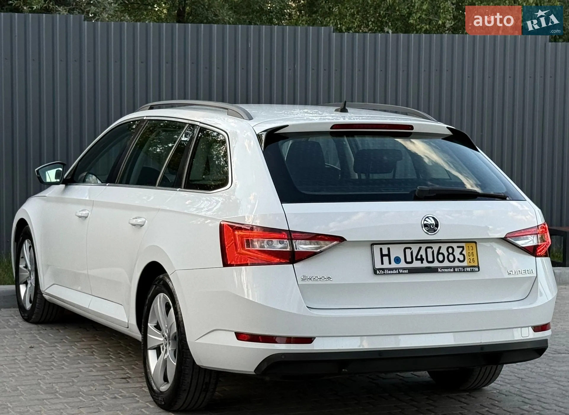 2017 Skoda Superb - мініатюра 33