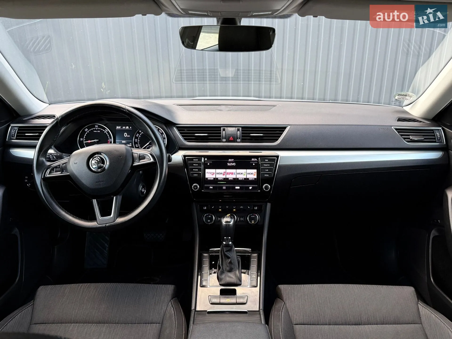 2017 Skoda Superb - мініатюра 65