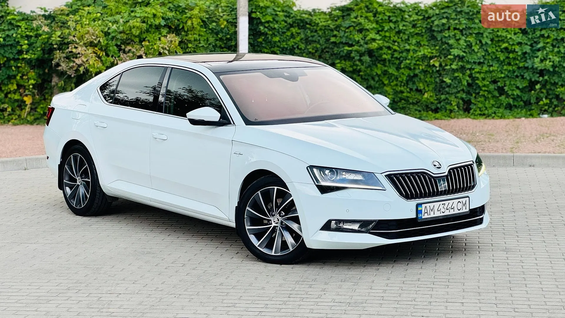 2016 Skoda Superb - мініатюра 14