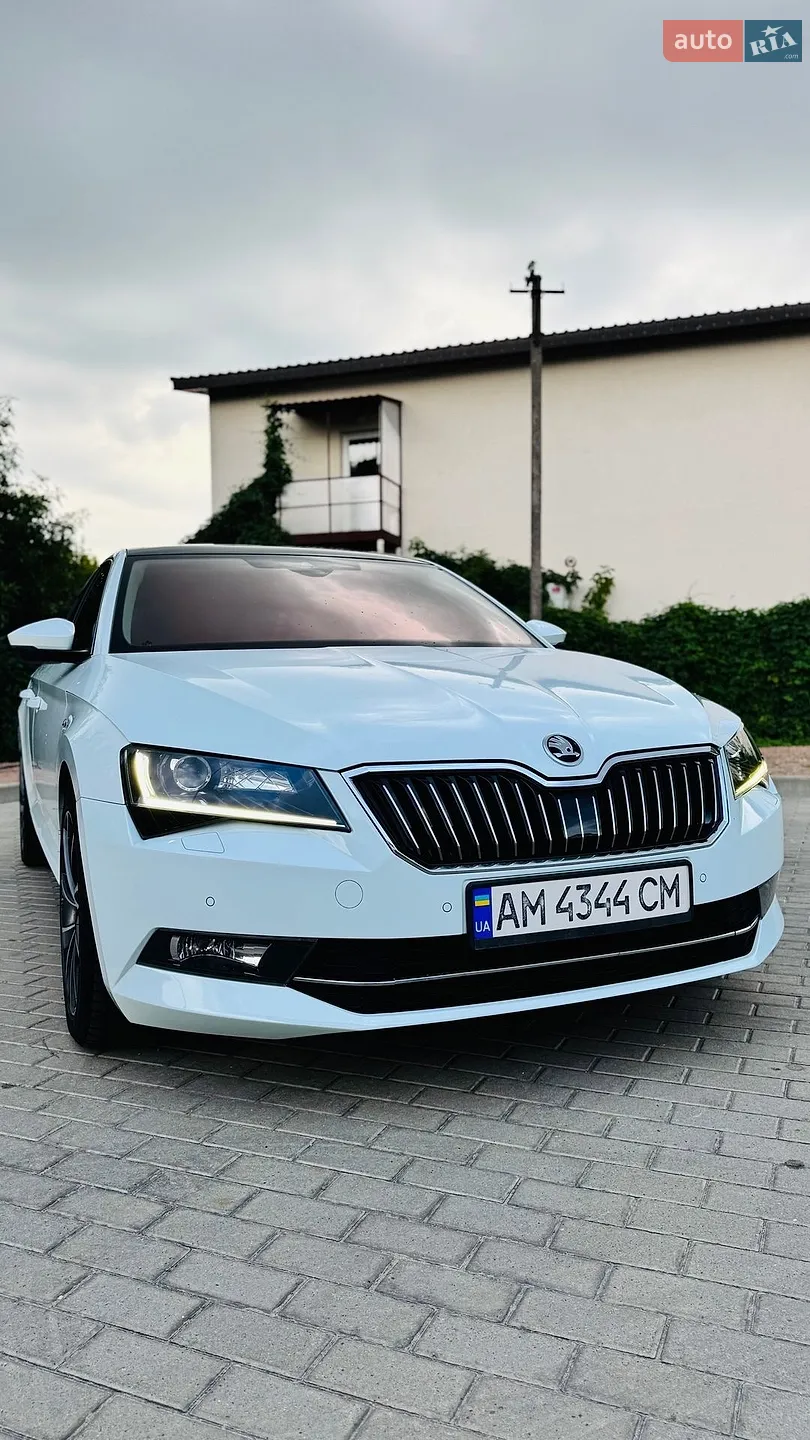 2016 Skoda Superb - мініатюра 21