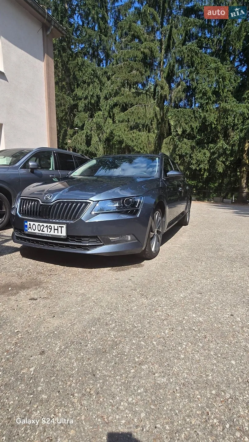 2016 Skoda Superb - мініатюра 2