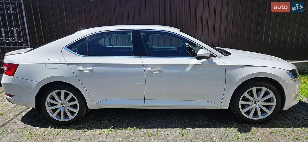 2016 Skoda Superb - мініатюра 38
