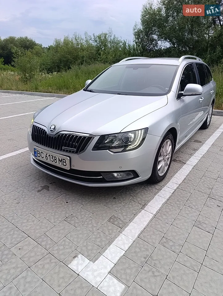 2012 Skoda Superb - мініатюра 13