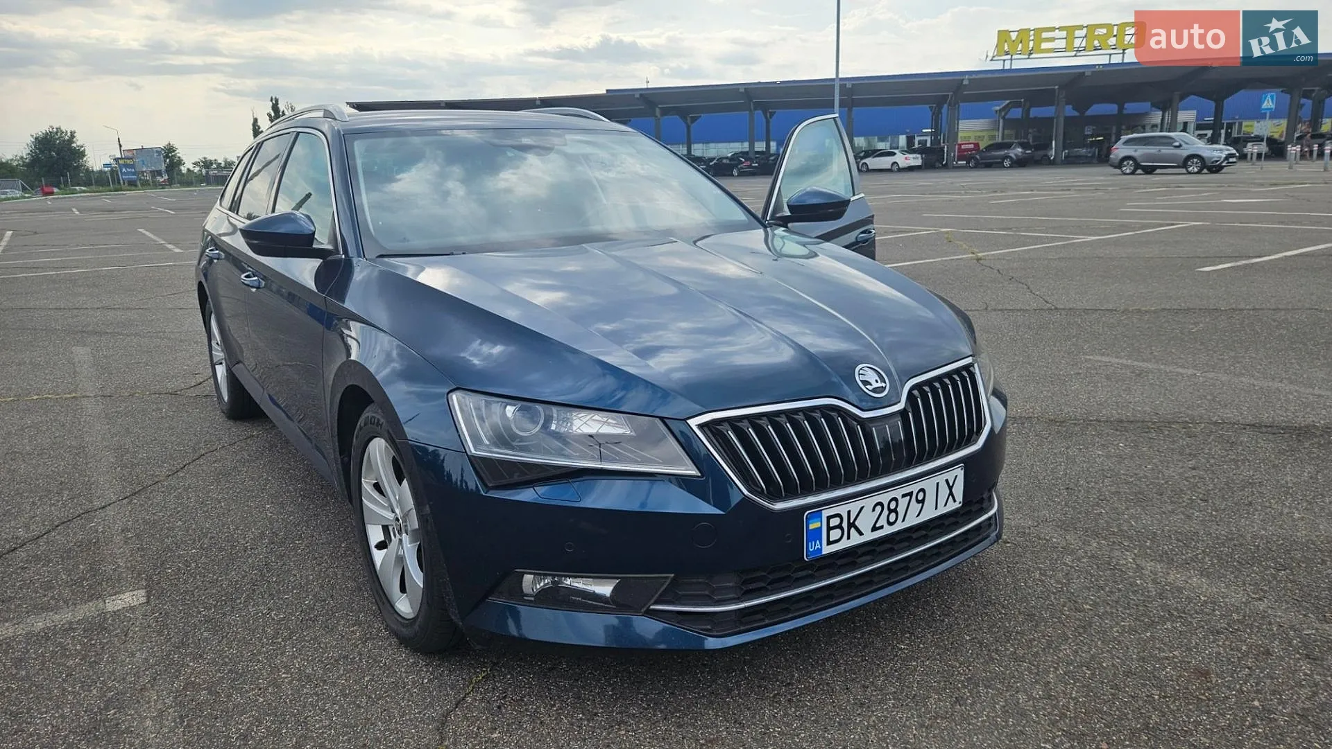2019 Skoda Superb - фото 1