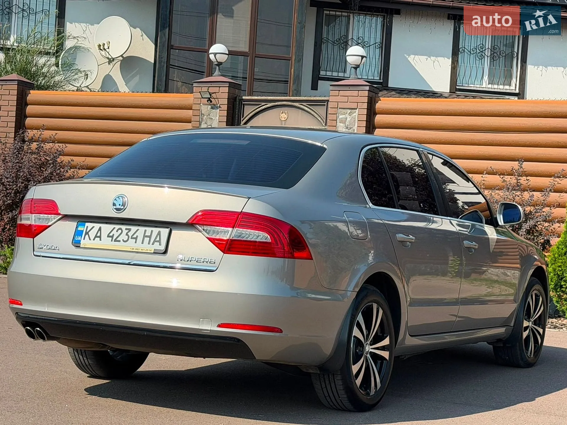 2014 Skoda Superb - мініатюра 27