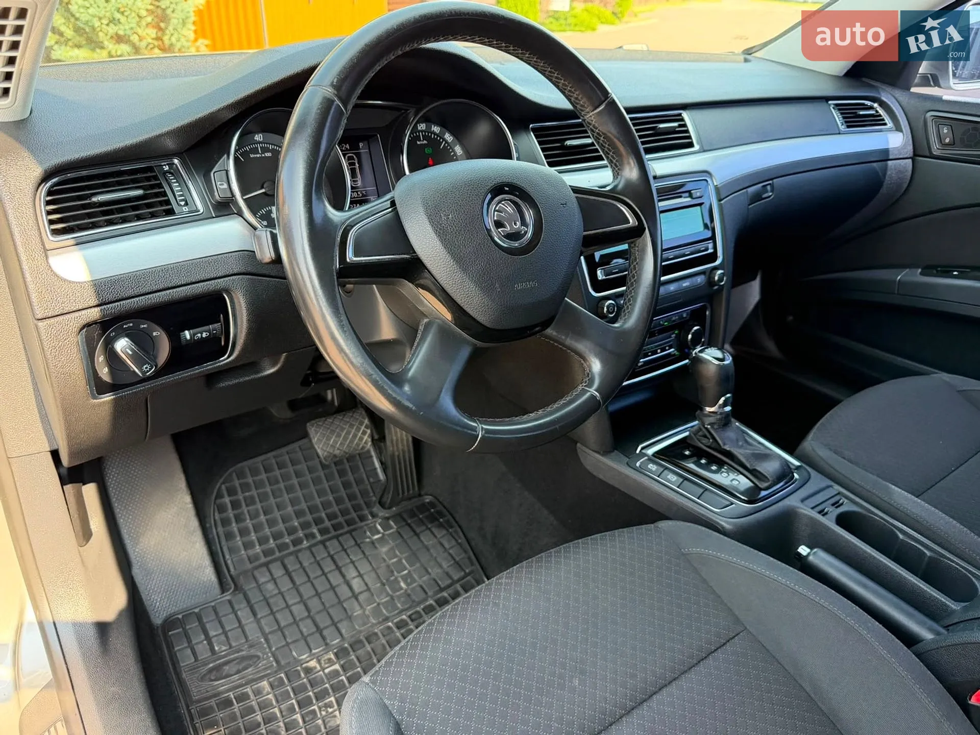 2014 Skoda Superb - мініатюра 37