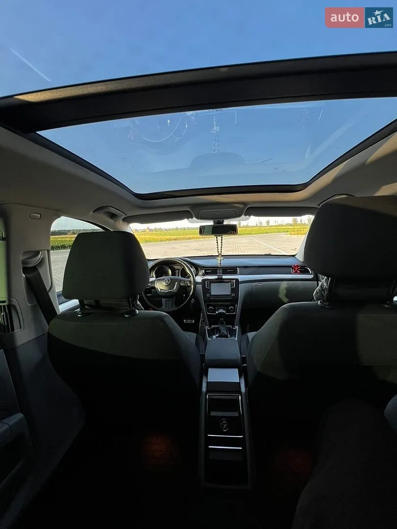 2010 Skoda Superb - мініатюра 22