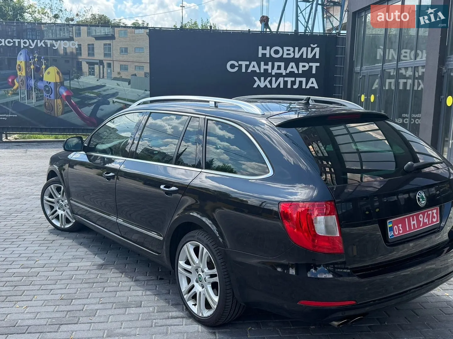 2011 Skoda Superb - мініатюра 9
