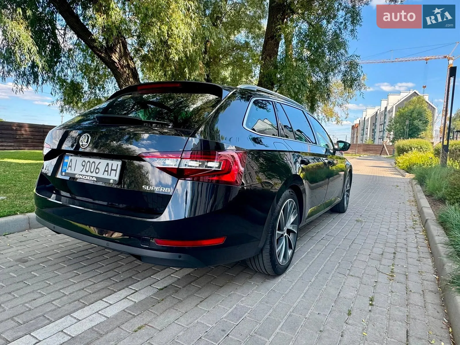 2019 Skoda Superb - мініатюра 12