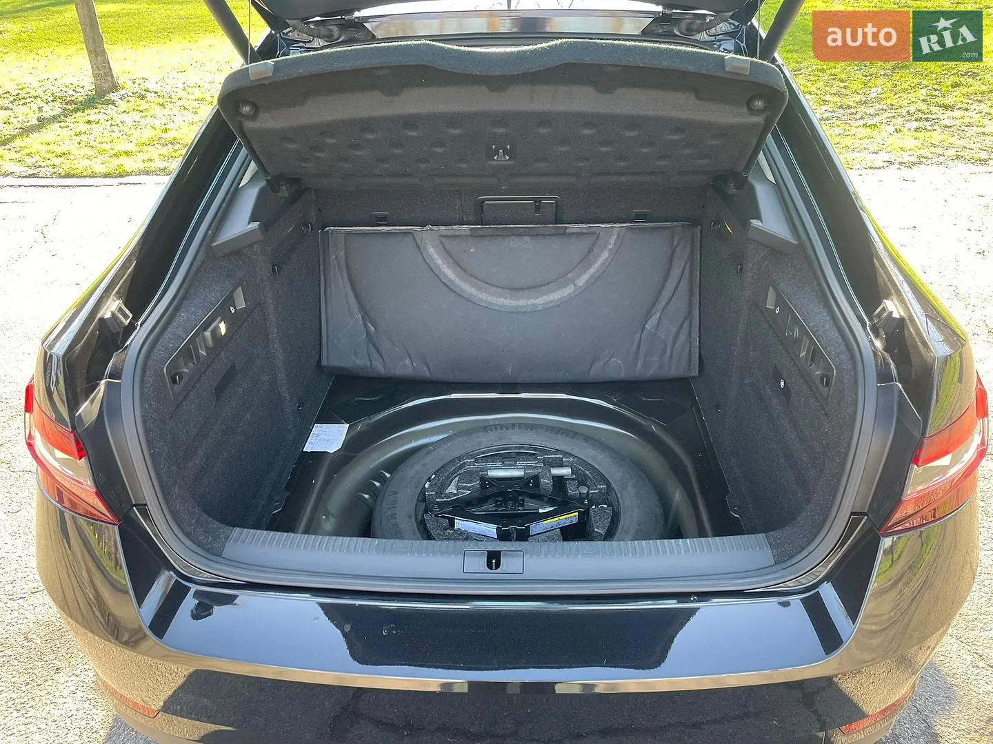 2016 Skoda Superb - мініатюра 21