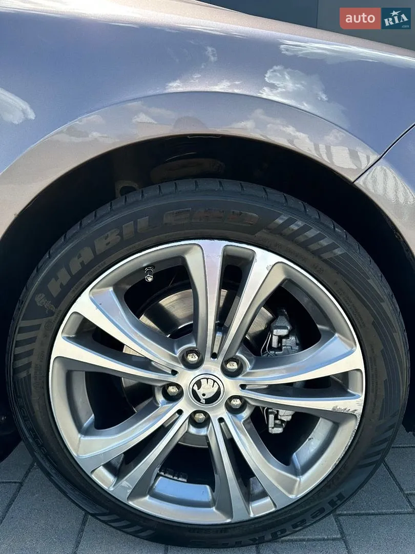 2012 Skoda Superb - мініатюра 14