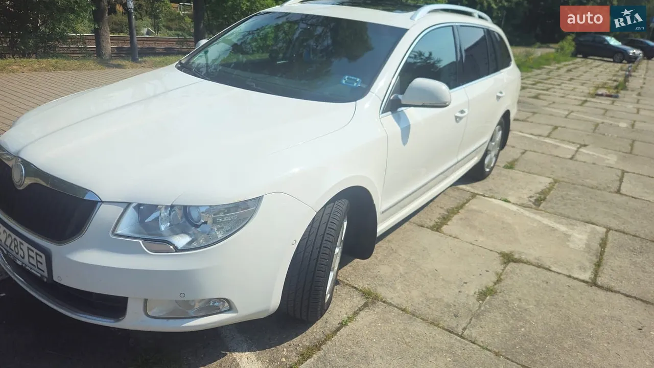 2011 Skoda Superb - мініатюра 32