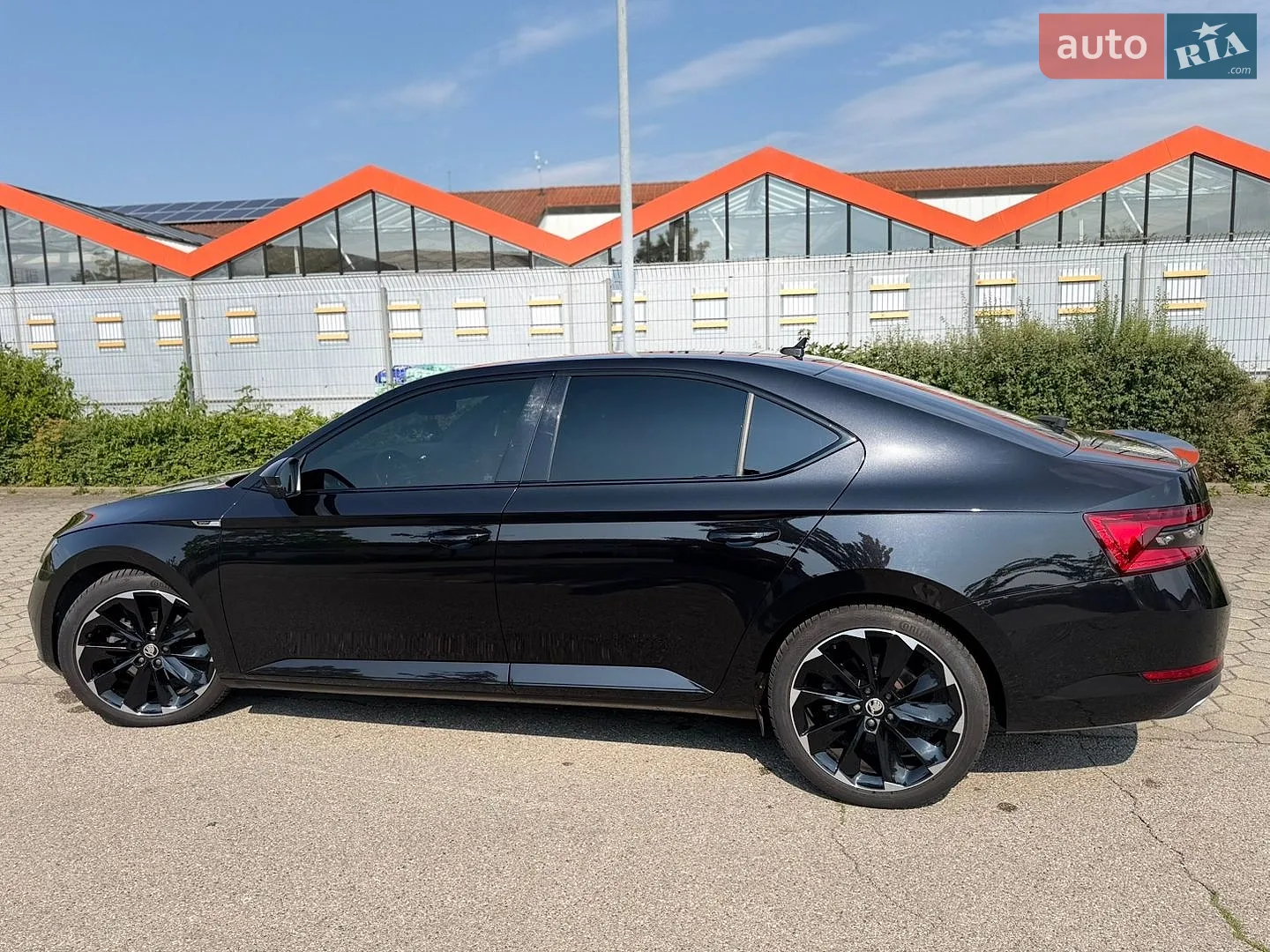 2020 Skoda Superb - мініатюра 5