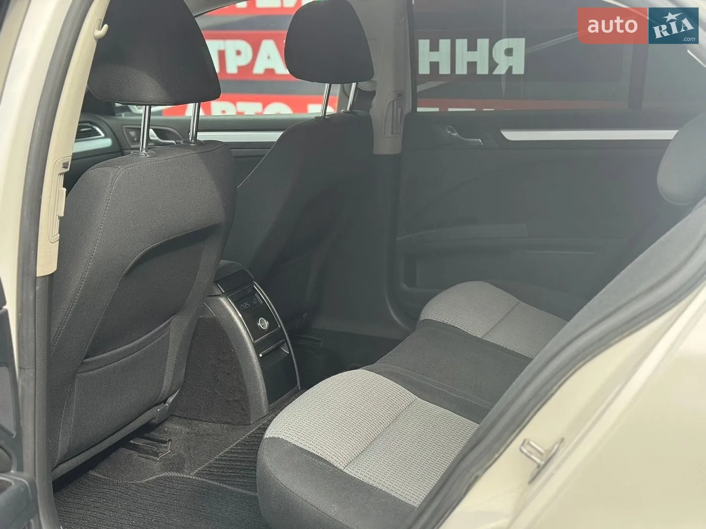 2012 Skoda Superb - мініатюра 17