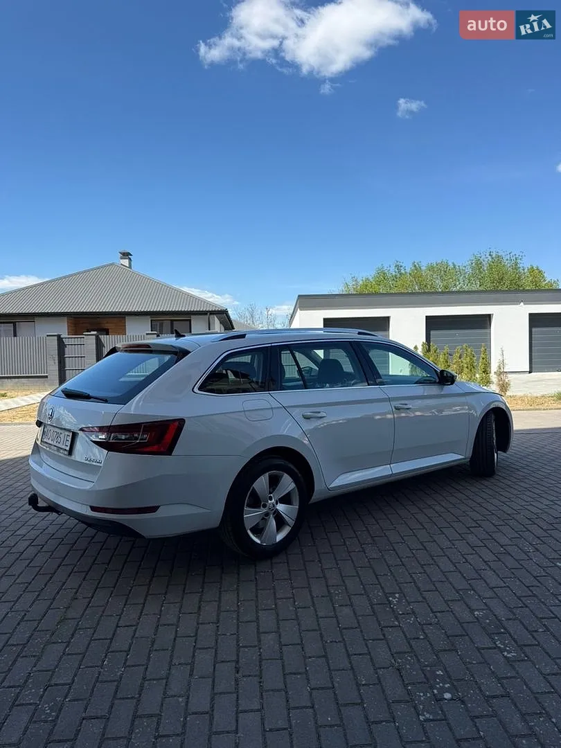 2018 Skoda Superb - мініатюра 8