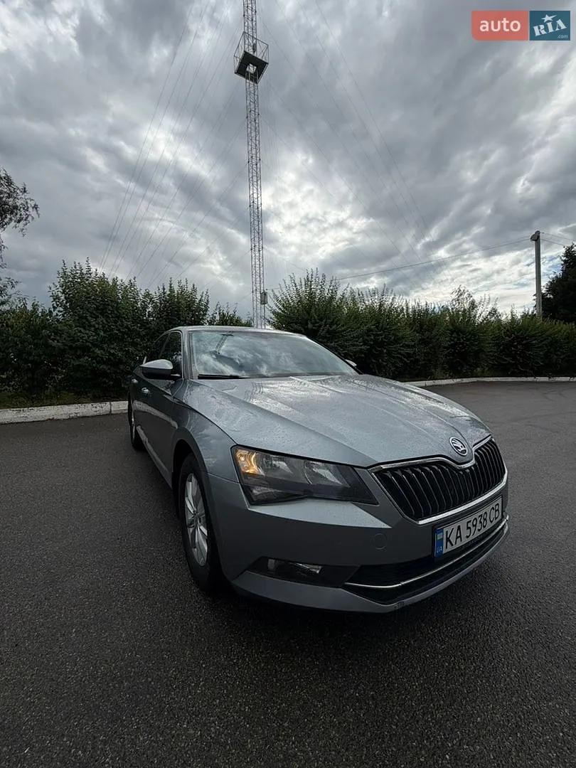 2016 Skoda Superb - мініатюра 4
