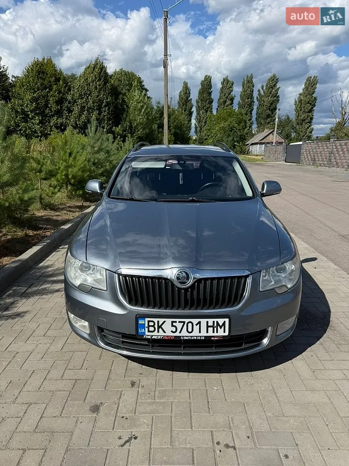2012 Skoda Superb - мініатюра 4