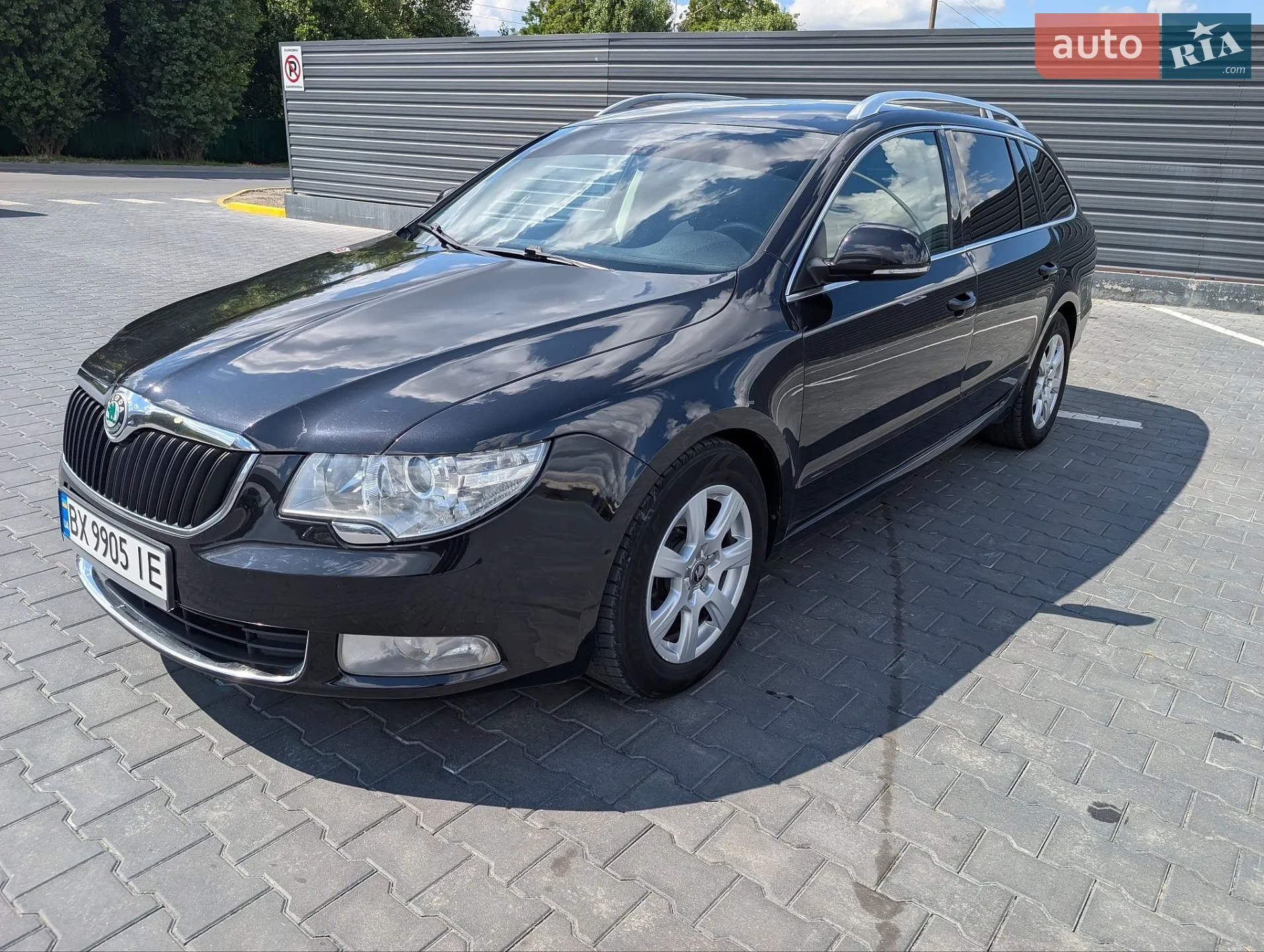 2010 Skoda Superb - фото 1