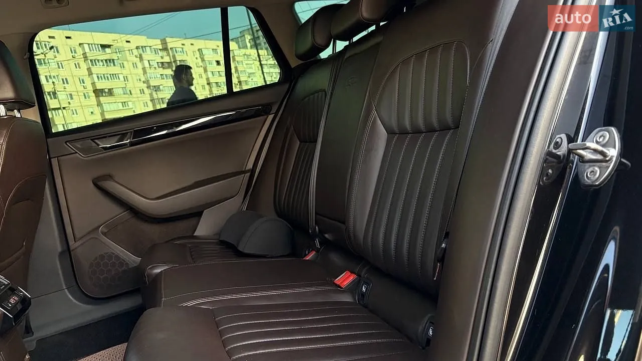 2016 Skoda Superb - мініатюра 10