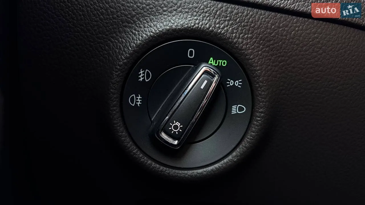 2016 Skoda Superb - мініатюра 20