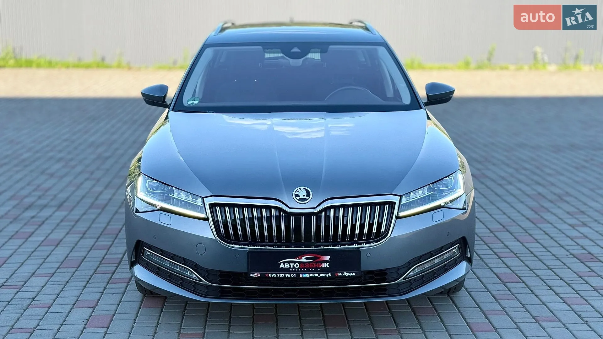 2022 Skoda Superb - мініатюра 3