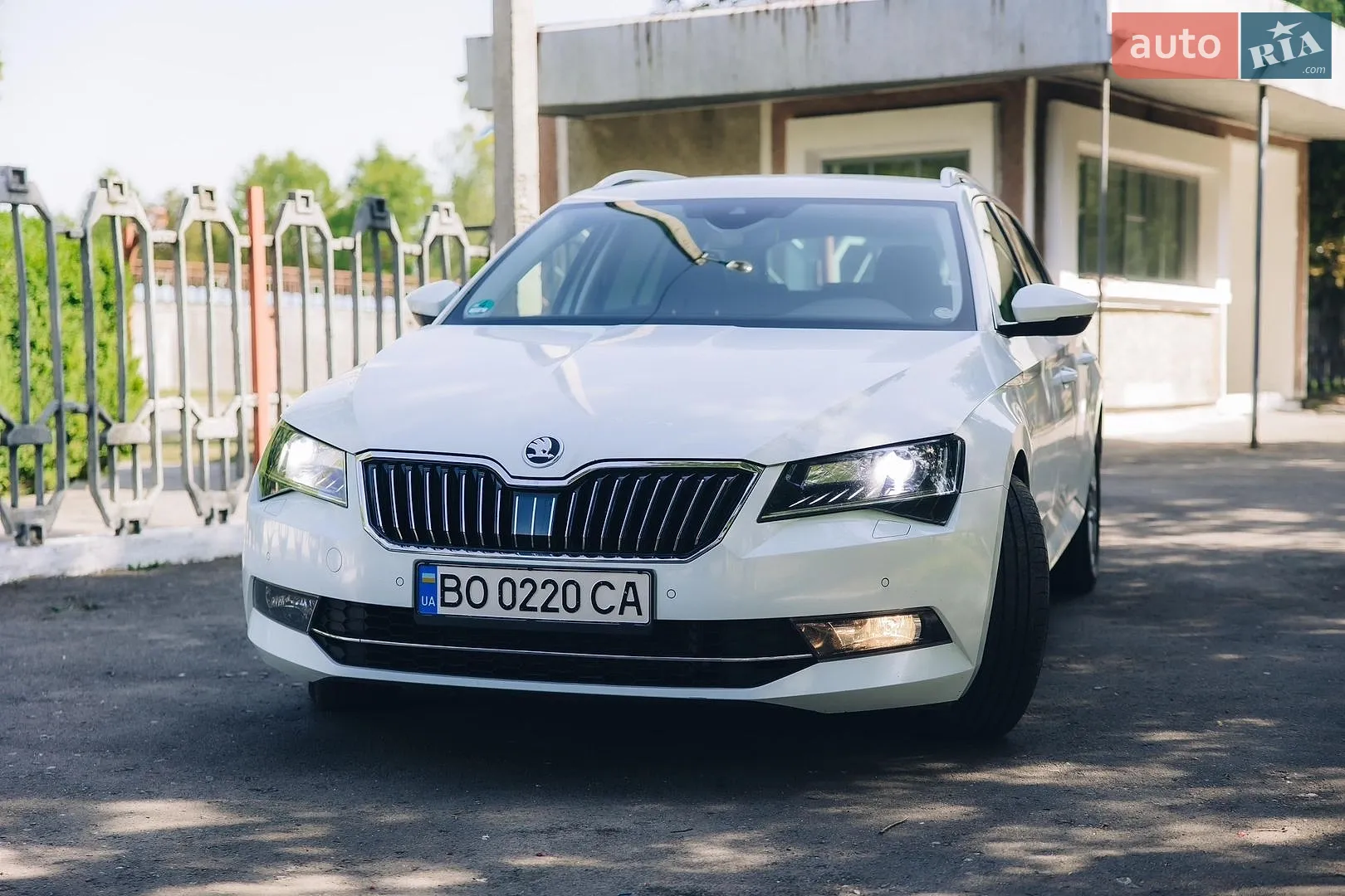 2016 Skoda Superb - мініатюра 10