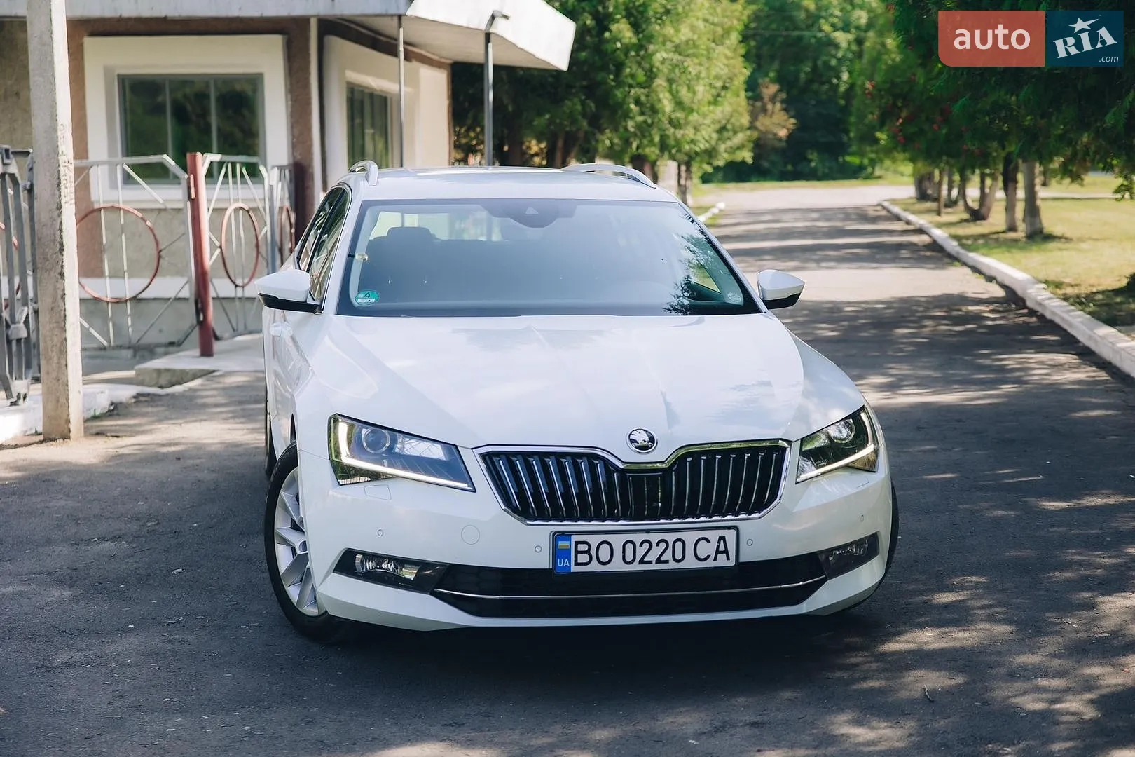 2016 Skoda Superb - мініатюра 13