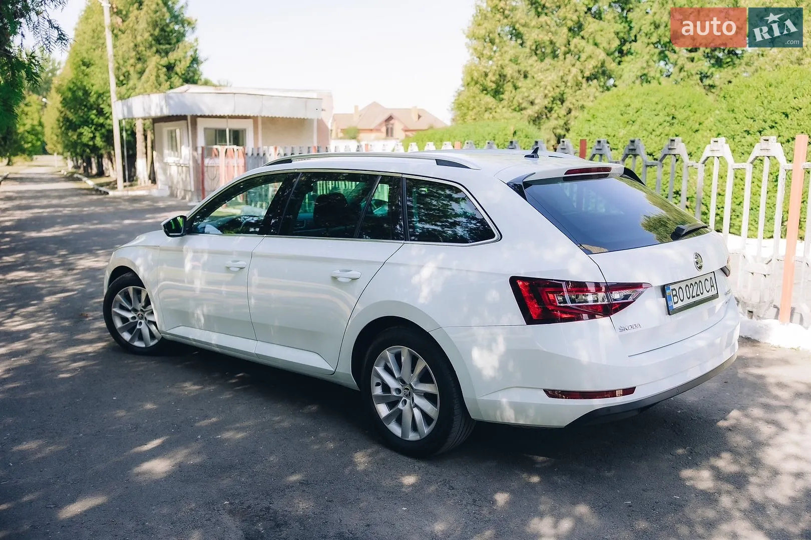 2016 Skoda Superb - мініатюра 7