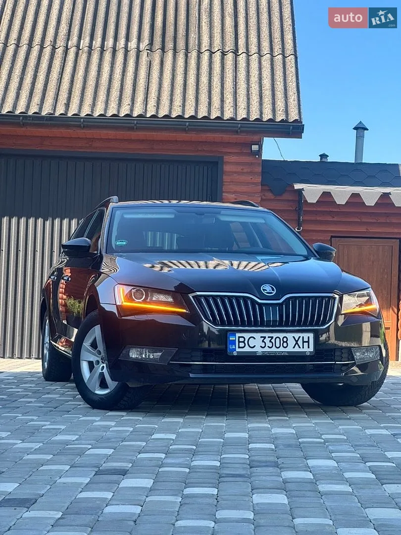 2016 Skoda Superb - мініатюра 11