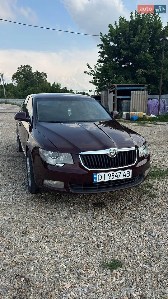 2010 Skoda Superb - мініатюра 19
