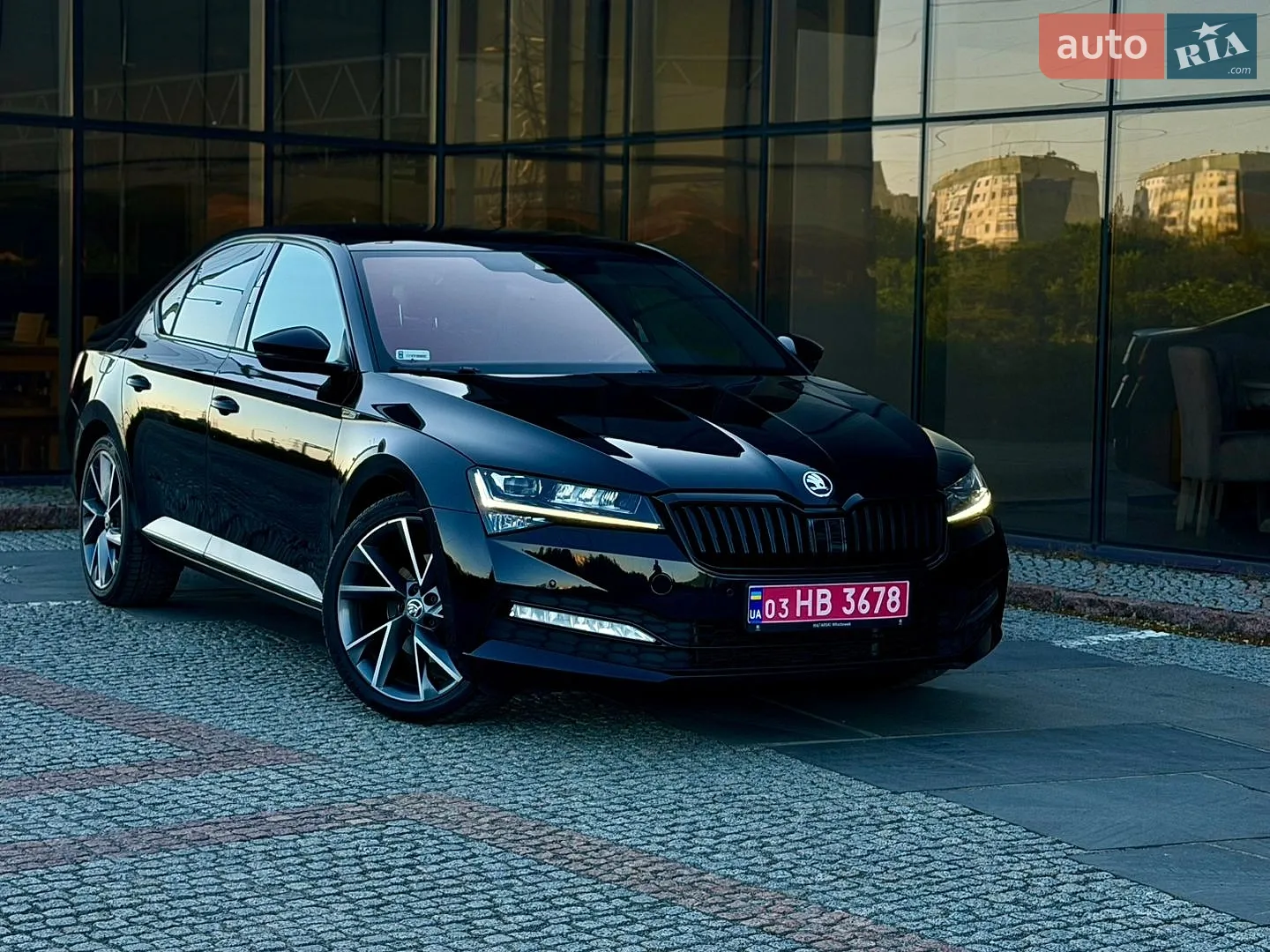 2022 Skoda Superb - фото 1
