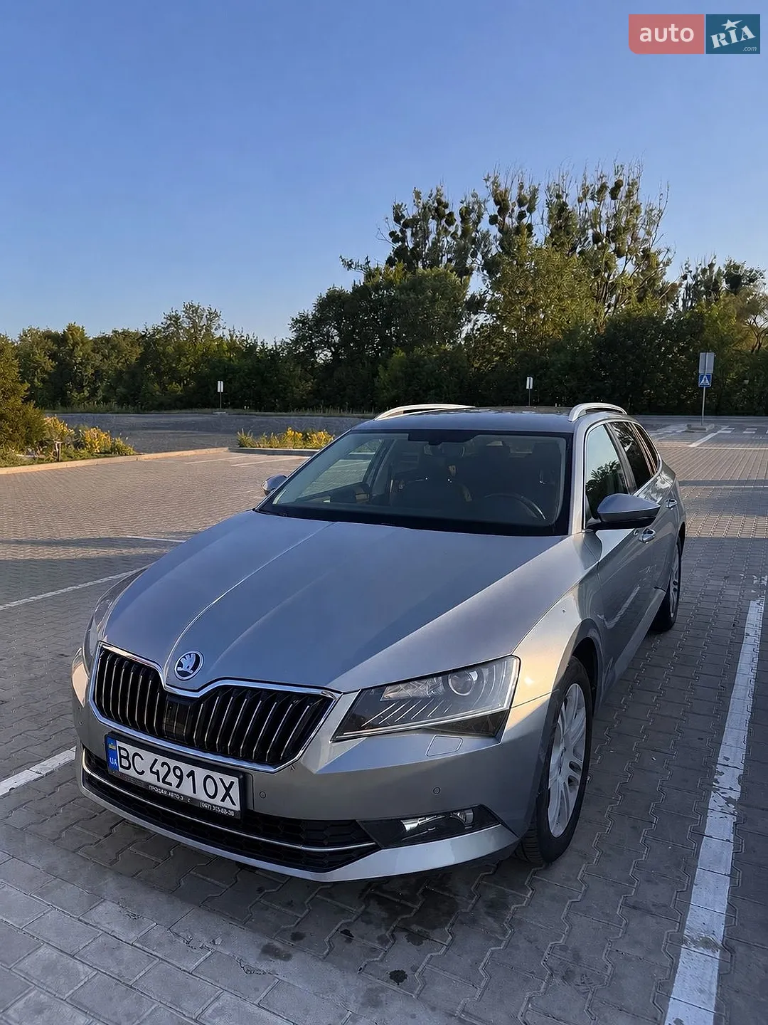 2016 Skoda Superb - мініатюра 2