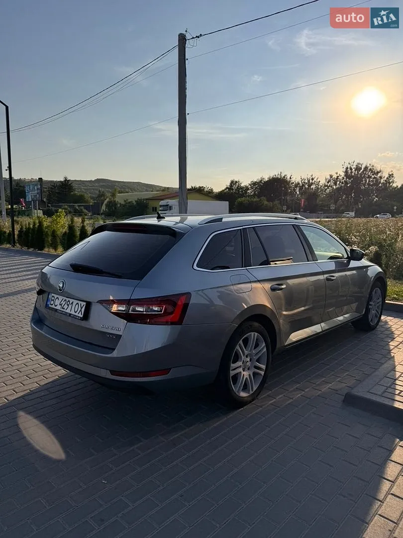 2016 Skoda Superb - мініатюра 6