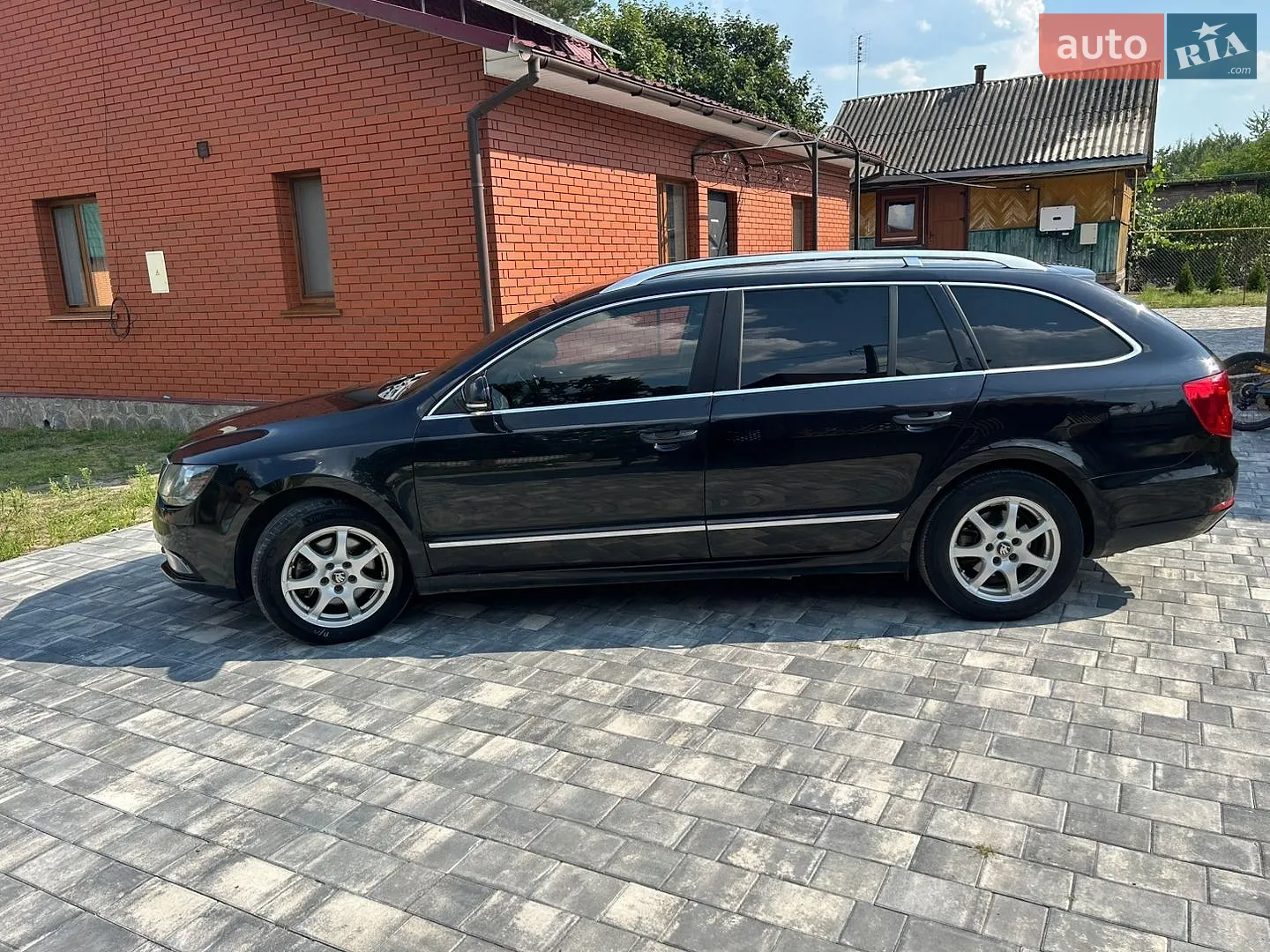 2015 Skoda Superb - мініатюра 10